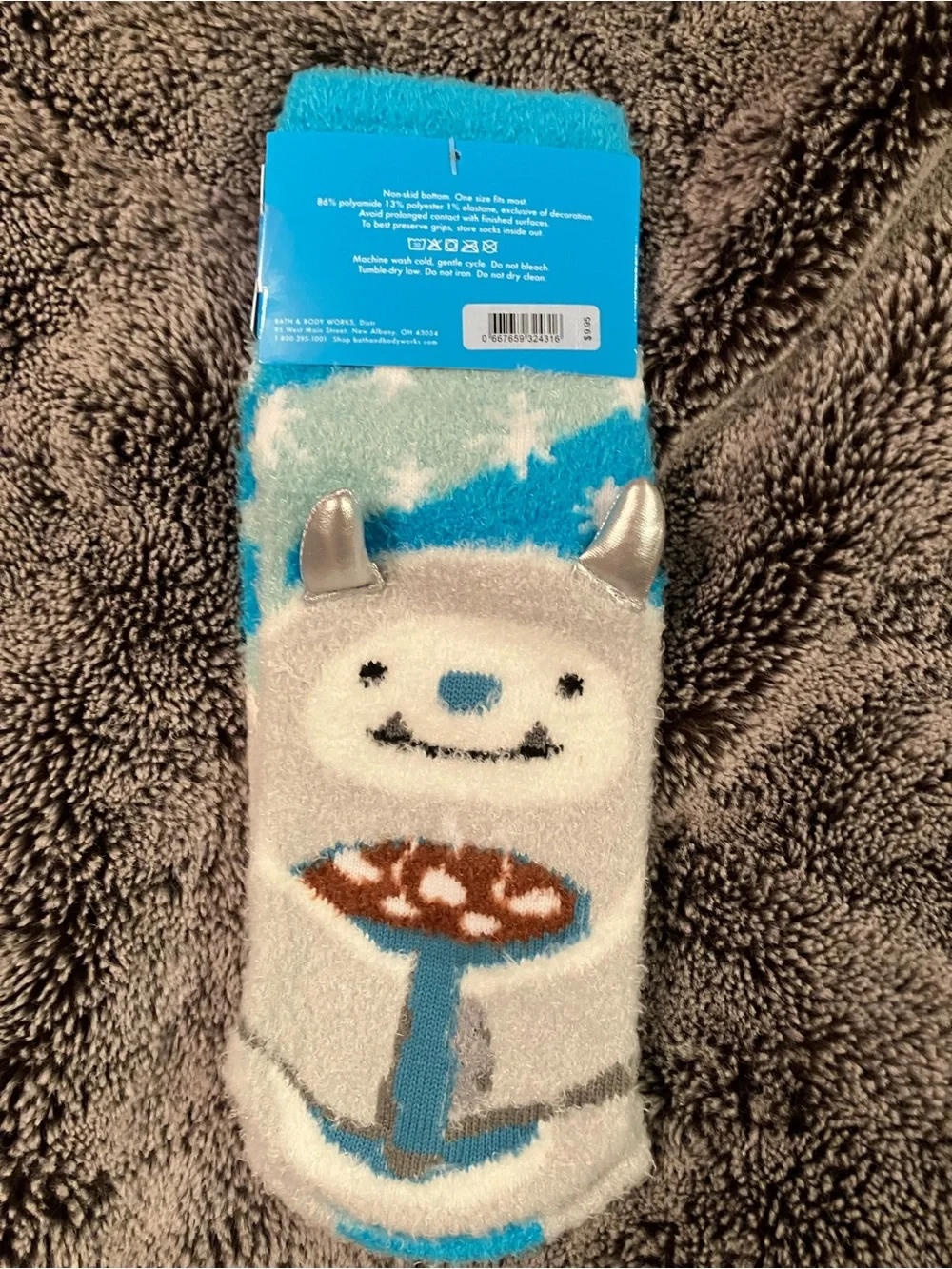 Bath & Body Works selling pair